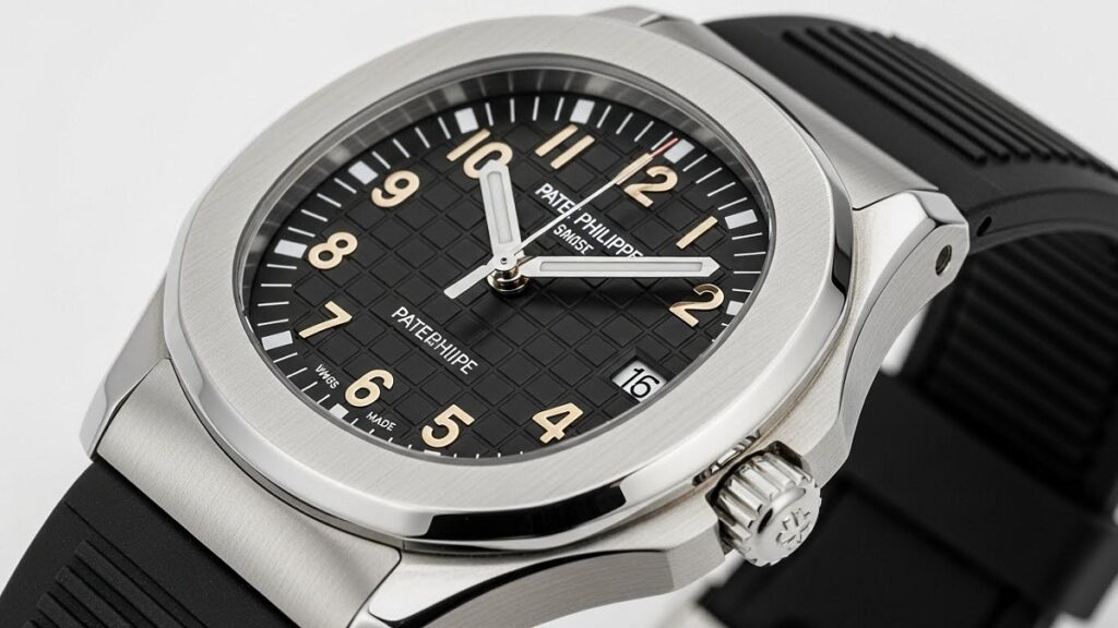 入手困難なパテック フィリップ アクアノート Ref.5167A ステンレススチールモデルのスポーティーな外観